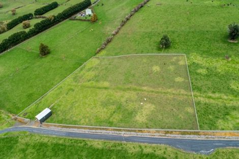 Photo of property in 143a Ingram Road, Bombay, Drury, 2579