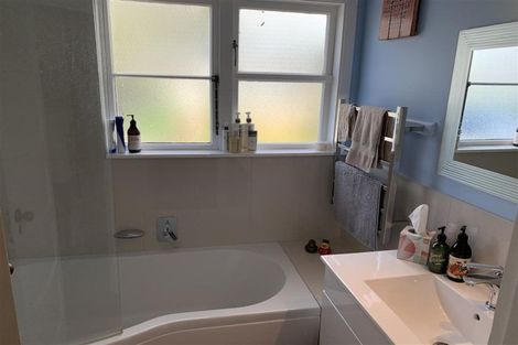 Photo of property in 29 Palmer Crescent, Silverstream, Upper Hutt, 5019