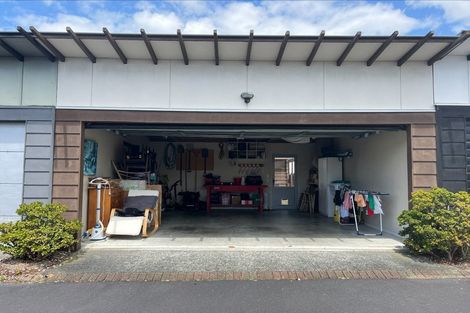 Photo of property in 16 Kirikiri Lane, East Tamaki, Auckland, 2013