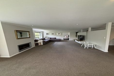Photo of property in 9 Maple Lane, Huapai, Kumeu, 0810