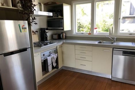 Photo of property in 3/289 Lake Road, Hauraki, Auckland, 0622