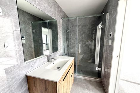 Photo of property in 75 Papatupu Way, Kumeu, 0810