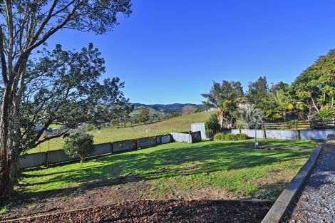 Photo of property in 7 Boundary Road, Hikurangi, 0114