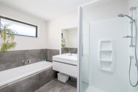 Photo of property in 200b Queen Street, Waimate, 7924