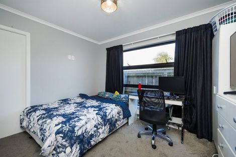 Photo of property in 9a Belvedere Crescent, Takaro, Palmerston North, 4412