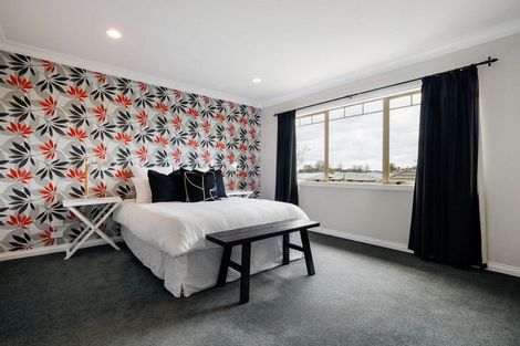 Photo of property in 181 Thornton Road, Cambridge, 3434