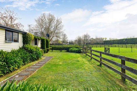 Photo of property in 35 Woodside Road, Matangi, Hamilton, 3284