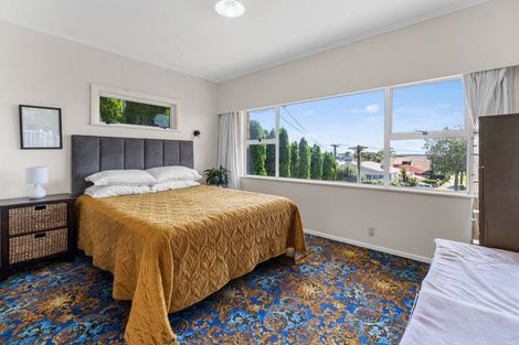 Photo of property in 41 Seaview Road, Otumoetai, Tauranga, 3110