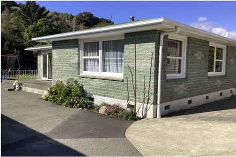 Photo of property in 28 Cawthron Crescent, Annesbrook, Nelson, 7011