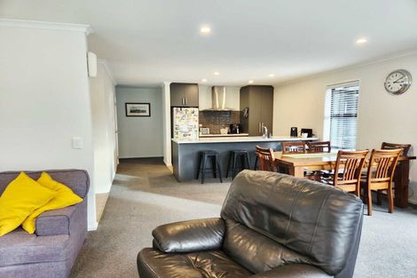 Photo of property in 27 Memorial Crescent, Methven, 7730