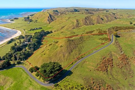 Photo of property in 1072 Mahia East Coast Road, Mahia, 4198