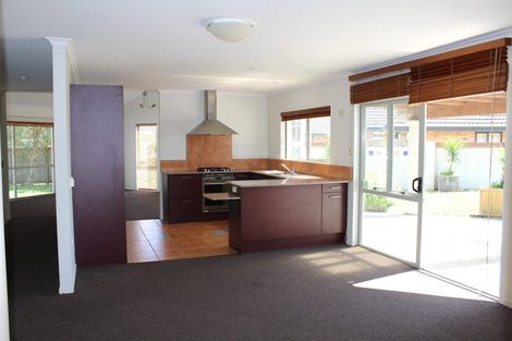 Photo of property in 22 Killeen Place, Flat Bush, Auckland, 2019