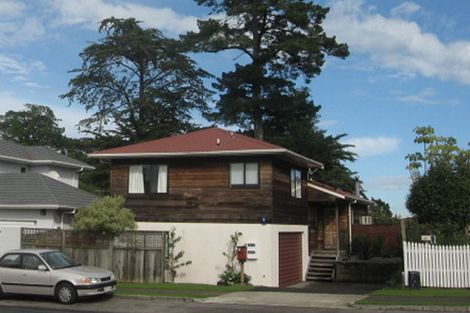 Photo of property in 3/161 Aviemore Drive, Highland Park, Auckland, 2010