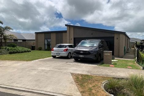 Photo of property in 5 Rere Awa Road, Glenbrook, Waiuku, 2681