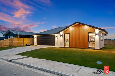 Photo of property in 41 Mehrtens Crescent, Woodend, 7691