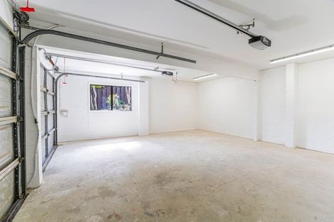 Photo of property in 71 Kennedy Avenue, Forrest Hill, Auckland, 0620