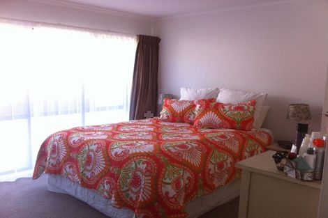 Photo of property in 33 Ngaio Gorge Road, Ngaio, Wellington, 6035