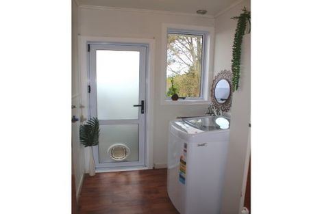 Photo of property in 102 Centennial Avenue, Helensburgh, Dunedin, 9010