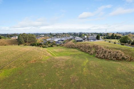 Photo of property in 492 Carrington Road, Hurworth, New Plymouth, 4371