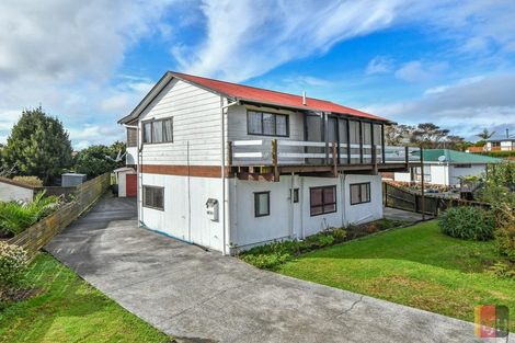 Photo of property in 6 Charles Miller Court, Clarks Beach, 2122