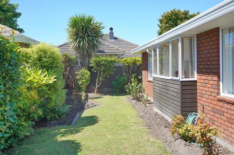 Photo of property in 46b Daniels Road, Redwood, Christchurch, 8051