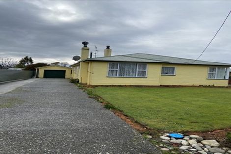 Photo of property in 10 Bridge Street, Tuatapere, 9620