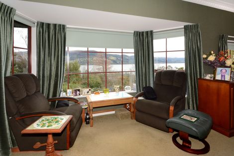 Photo of property in 4a Saint Ronans Road, Macandrew Bay, Dunedin, 9077