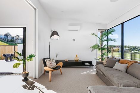 Photo of property in 19 Ridge Drive, Omokoroa, 3114