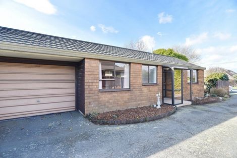 Photo of property in 1/25 Withells Road, Avonhead, Christchurch, 8042