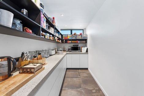 Photo of property in 61 Evelyn Road, Cockle Bay, Auckland, 2014