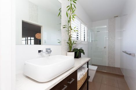 Photo of property in 70 Orkney Road, Mount Maunganui, 3116