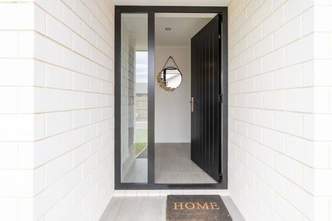 Photo of property in 6 Silverview Place, Mosgiel, 9024