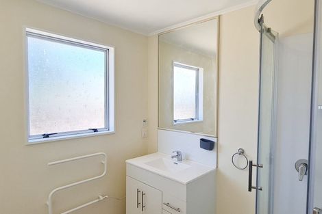 Photo of property in 66 Dominica Crescent, Grenada Village, Wellington, 6037