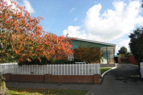 Photo of property in 33 Carruthers Street, Ilam, Christchurch, 8041