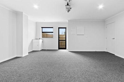 Photo of property in Tapuae, 5 Washer Road, Omata, New Plymouth, 4374