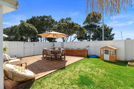 Photo of property in 7 Alice Lane, Papamoa Beach, Papamoa, 3118