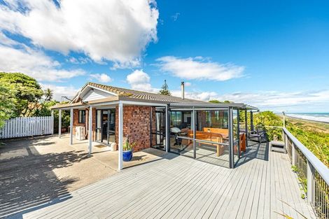 Photo of property in 29 Longbeach Drive, Castlecliff, Whanganui, 4501