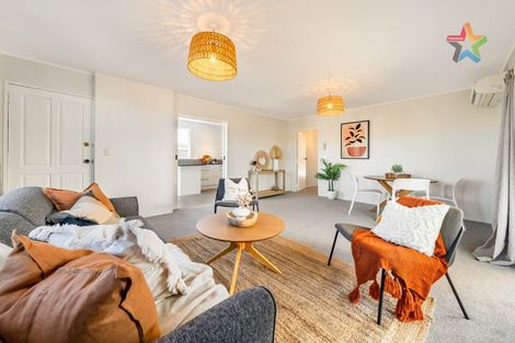 Photo of property in 51 Olive Terrace, Paraparaumu Beach, Paraparaumu, 5032