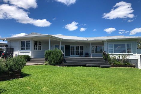 Photo of property in 12 Dowling Place, Pakuranga, Auckland, 2010