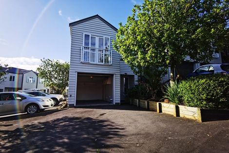 Photo of property in 14/30 John Jennings Drive, Oteha, Auckland, 0632