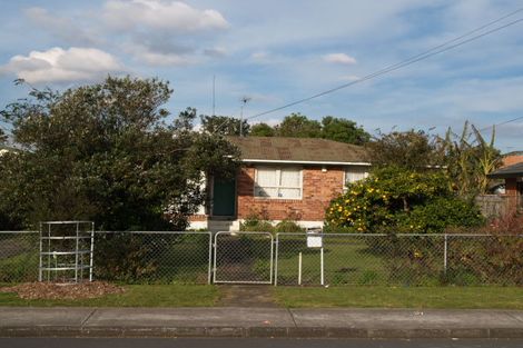 Photo of property in 3 Blake Road, Mangere East, Auckland, 2024