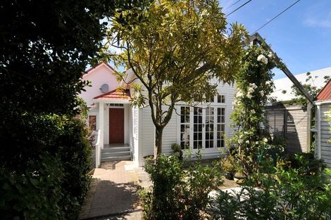 Photo of property in 25 Matai Road, Hataitai, Wellington, 6021