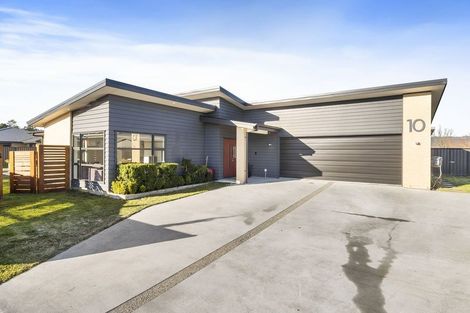 Photo of property in 10 Mellay Mews, Mosgiel, 9024