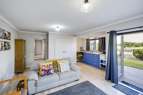 Photo of property in 69 Meeanee Quay, Westshore, Napier, 4110