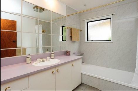 Photo of property in 21 Tauroa Road, Havelock North, 4130