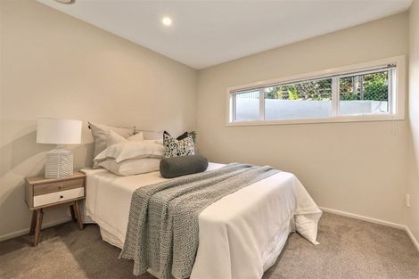 Photo of property in 71 Mount Pleasant Road, Mount Pleasant, Christchurch, 8081
