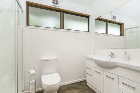 Photo of property in 1/44 Rewarewa Road, Te Atatu Peninsula, Auckland, 0610