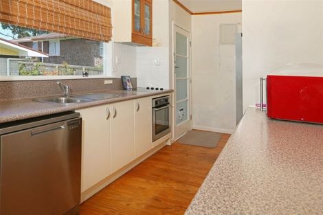 Photo of property in 4 Eyre Street, Henderson, Auckland, 0612