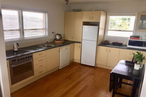 Photo of property in 2/11 Felton Mathew Avenue, St Johns, Auckland, 1072