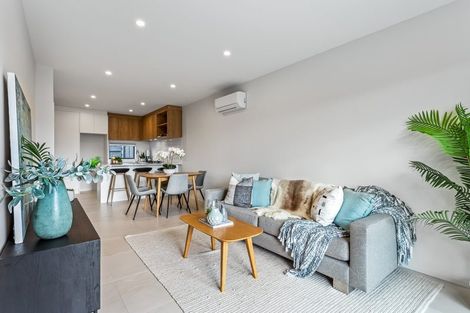 Photo of property in 6 Port Way, Rosehill, Papakura, 2113